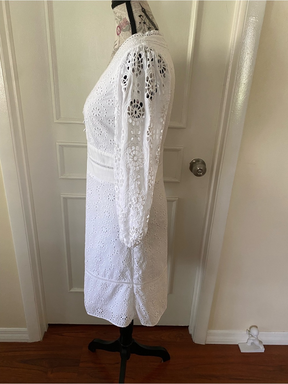Banana Republic White Eyelet Lace Dress Size 4 Puff Sleeve Lined Fit & Flare - Picture 4 of 16